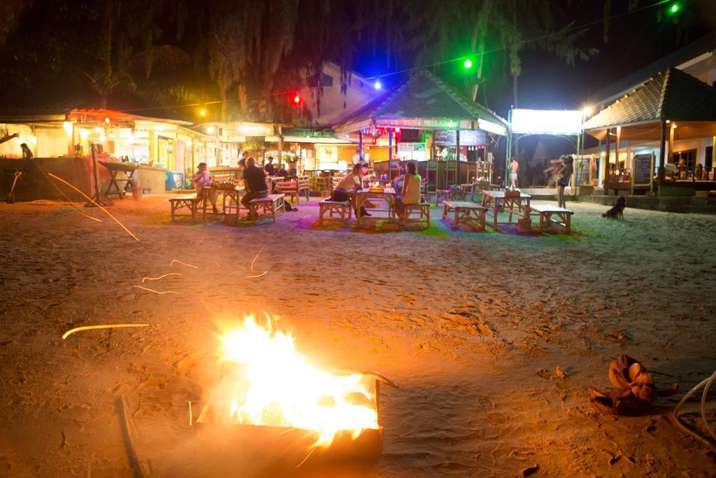 Siraya Beachfront Resort เกาะพะงัน ภายนอก รูปภาพ