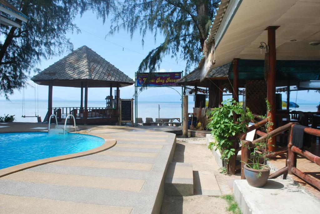 Siraya Beachfront Resort เกาะพะงัน ภายนอก รูปภาพ