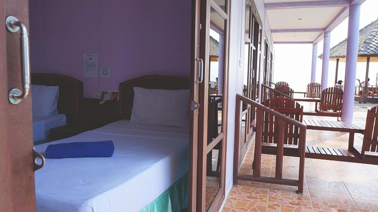 Siraya Beachfront Resort เกาะพะงัน ห้อง รูปภาพ